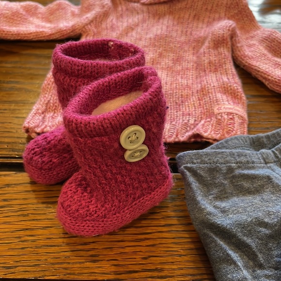 American Girl Cozy Sweater, Leggings, and Knit Boot Set - Picture 6 of 8